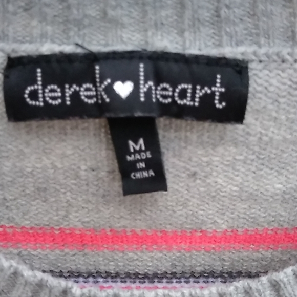 Derek Heart sweater size m - Picture 2 of 5